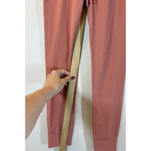 Vuori Daily Peachy Leggings Drawstring Joggers Women's Small - Picture 10 of 11